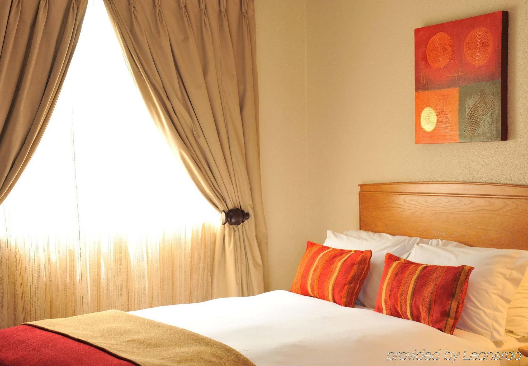 Protea Hotel By Marriott Polokwane Landmark מראה חיצוני תמונה