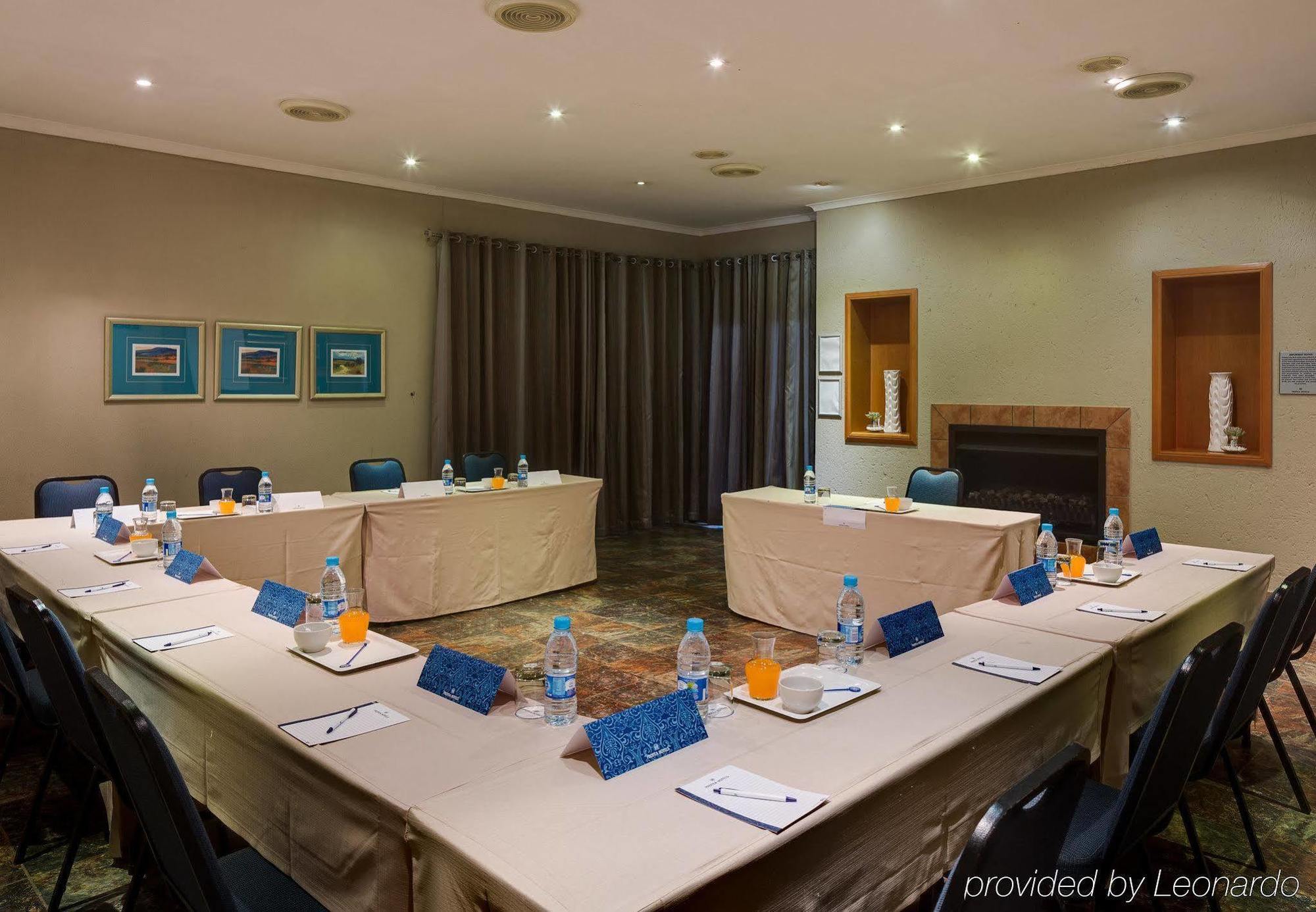 Protea Hotel By Marriott Polokwane Landmark מראה חיצוני תמונה
